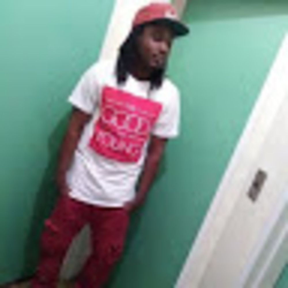 Meet your Posher, Pouchy